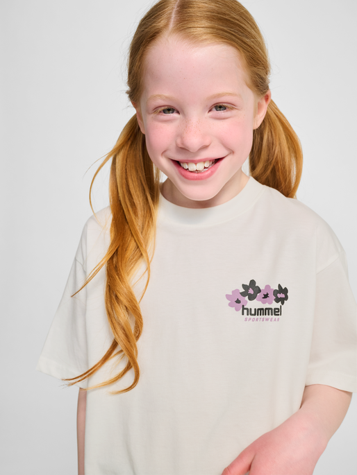 hmlJR LOOSE T-SHIRT S/S STADIUM, BLANC DE BLANC, model