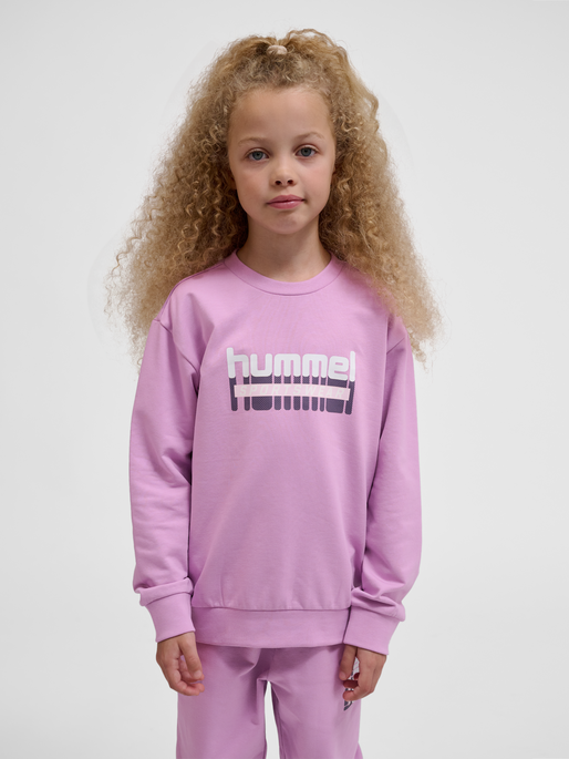 hmlTUKAS SWEATSHIRT, SMOKY GRAPE, model