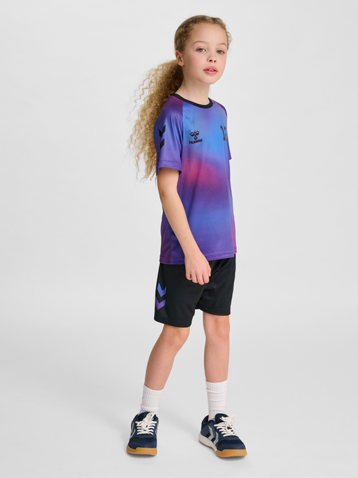 hmlSHIMMER T-SHIRT S/S, CAYENNE, model