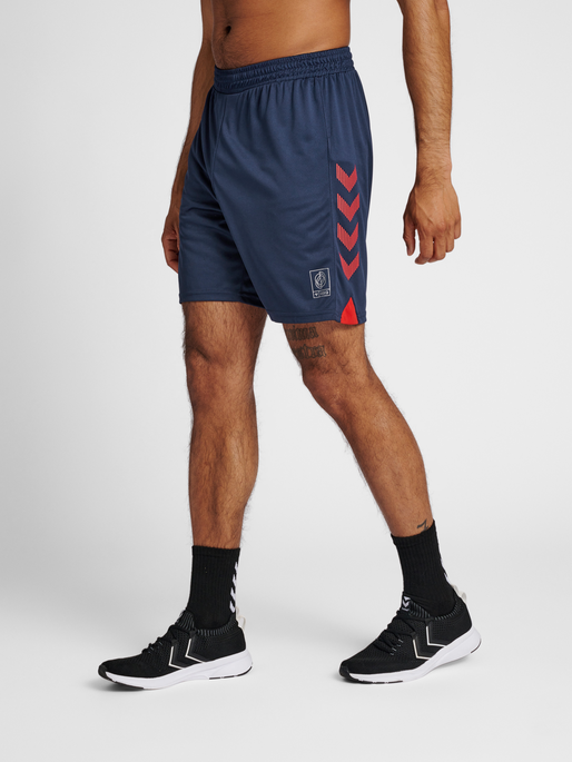 hmlGG12 ACTION SHORTS, 8388, model