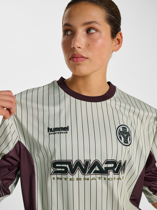 hmlLOOSE JERSEY SS STRIPE TOPSCORER, TOFU, model