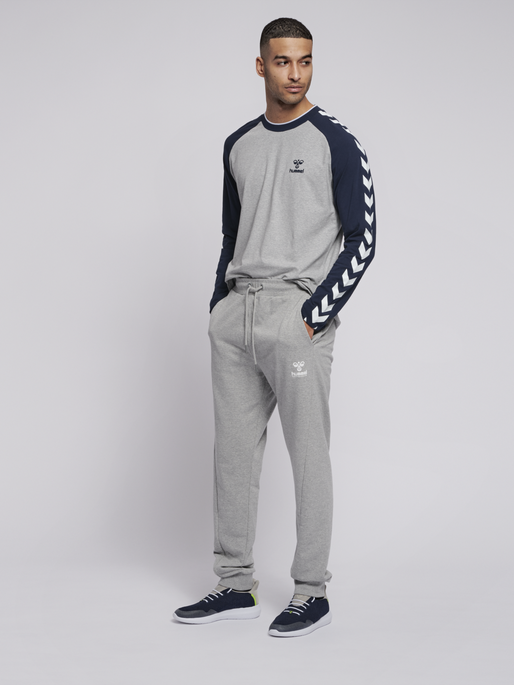 hmlISAM REGULAR PANTS, 2006, model