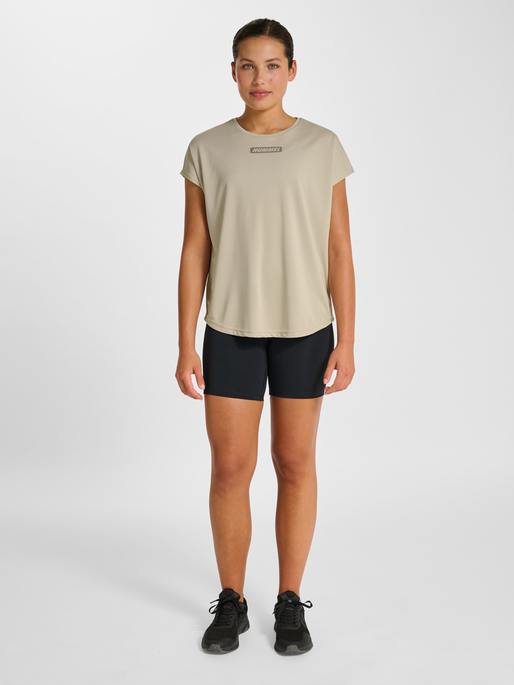 hmlTE TOLA LOOSE T-SHIRT, CHATEAU GRAY, model