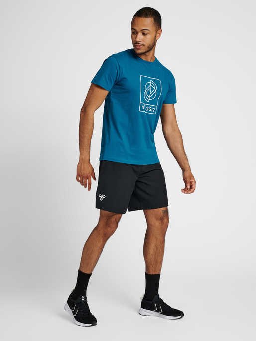 hmlGG12 TRAINING SHORTS, 2001, model