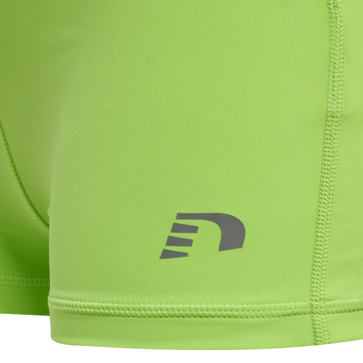 WOMEN CORE ATHLETIC HOTPANTS, GREEN FLASH, packshot
